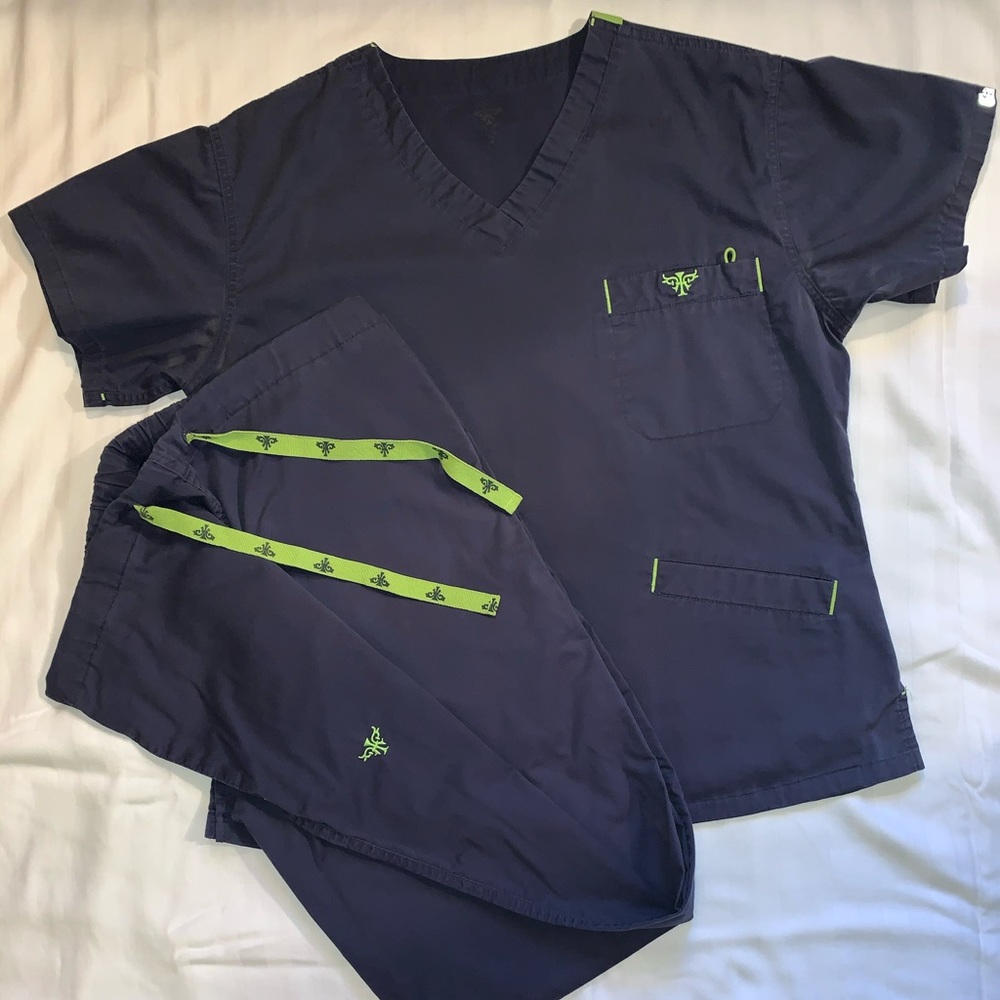Med Couture Scrub Set